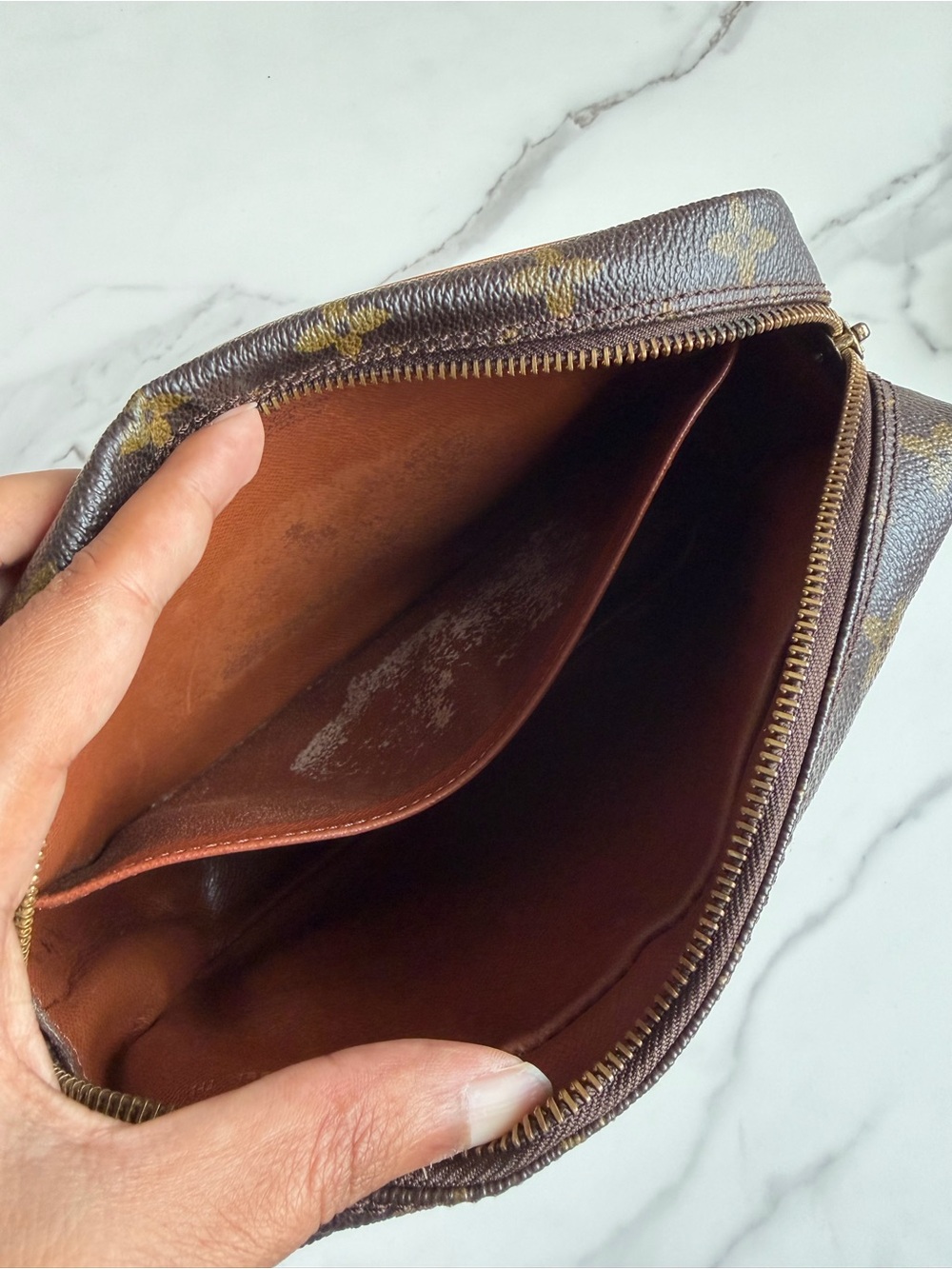 Louis Vuitton Brown Monogram Crossbody with Tan Strap - Picture 6 of 13